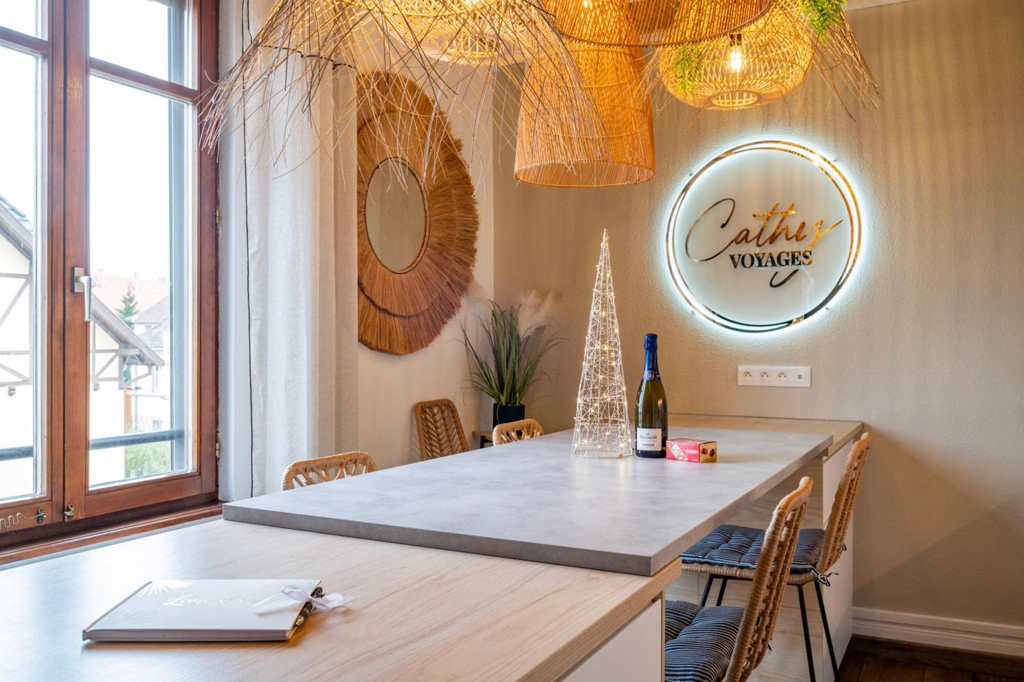 Lit Rond Tres Grand Et Confortable - Garage Possible Ou Parking Gratuit Rue - Gare 2 Min Et Ville 4 Min En Tram - Ciel Etoile - Netflix Videoprojecteur - Luxe Et Evasion Estrasburgo Exterior foto