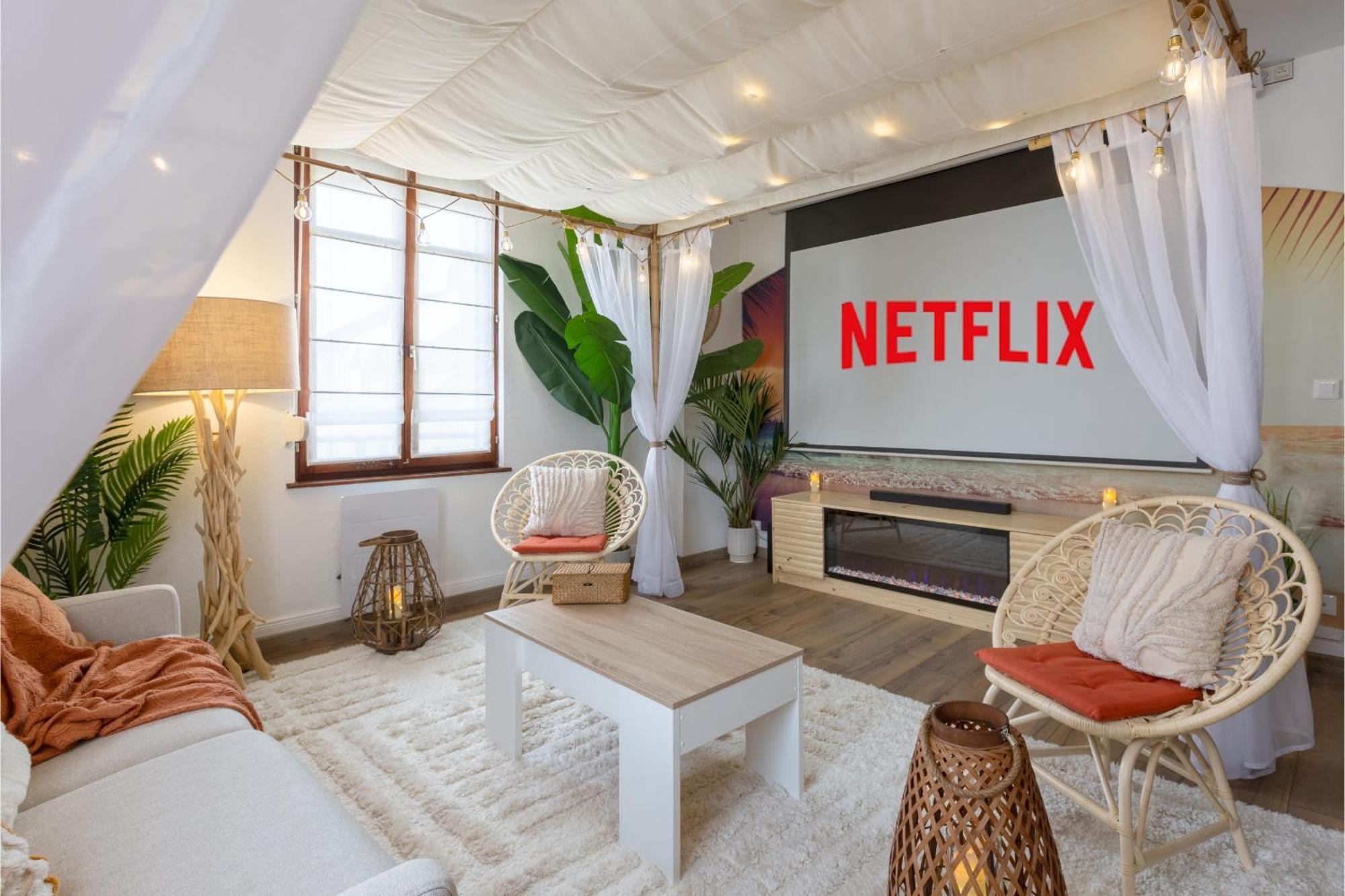Lit Rond Tres Grand Et Confortable - Garage Possible Ou Parking Gratuit Rue - Gare 2 Min Et Ville 4 Min En Tram - Ciel Etoile - Netflix Videoprojecteur - Luxe Et Evasion Estrasburgo Exterior foto